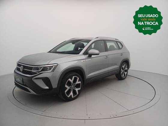 VOLKSWAGEN TAOS 1.4 250 TSI TOTAL FLEX HIGHLINE AUTOMÁTICO